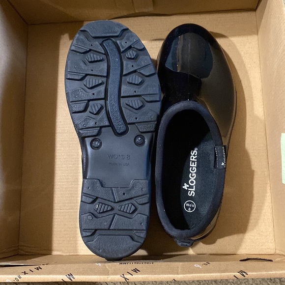 Woman’s size 8 Sloggers Solid Black - Picture 2 of 3